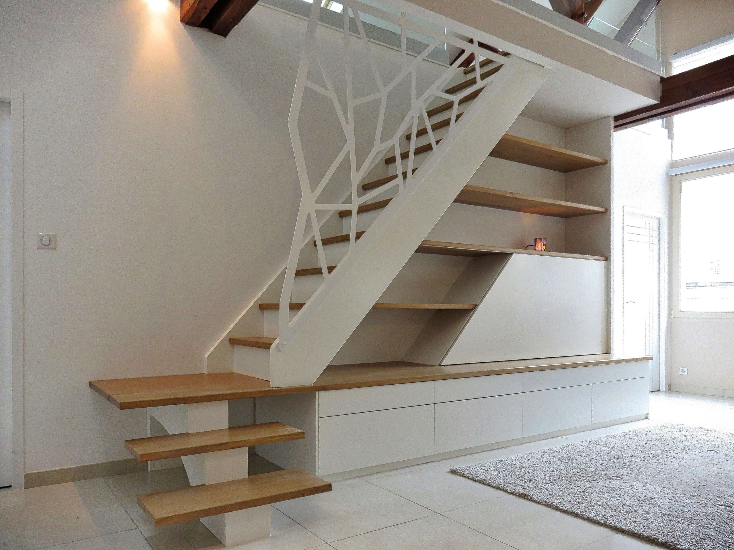 You are currently viewing L’ascension du style : Comment choisir le bon escalier pour votre maison
